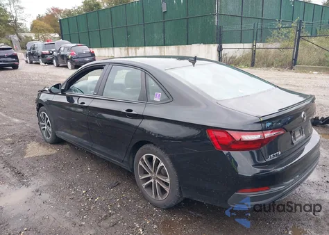 2024 Volkswagen Jetta 1.5T Sport from USA, damaged, VIN 3VWBM7BU8RM022468